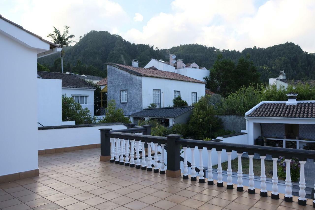 Casa Do Largo Villa ฟูร์นัส ภายนอก รูปภาพ